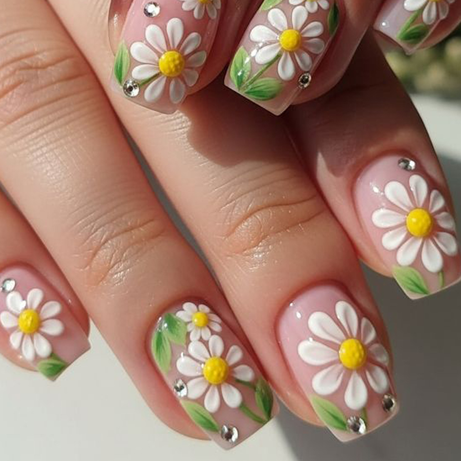Short Medium fake nails for wo - đánh giá và giá Embroidery Embellishments