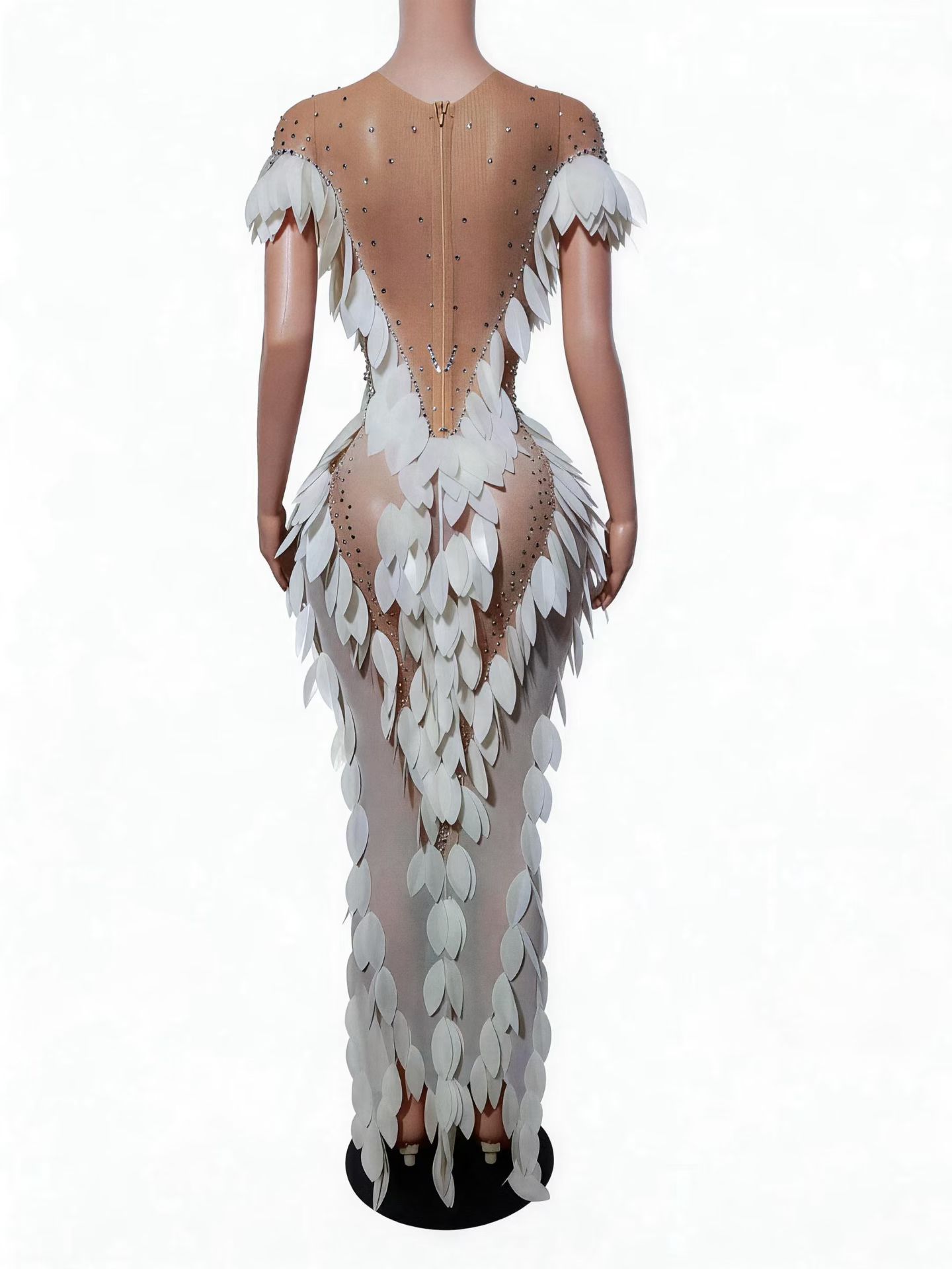 Mobai Luxury White Feather Rhi - đánh giá và giá Embellish Knit